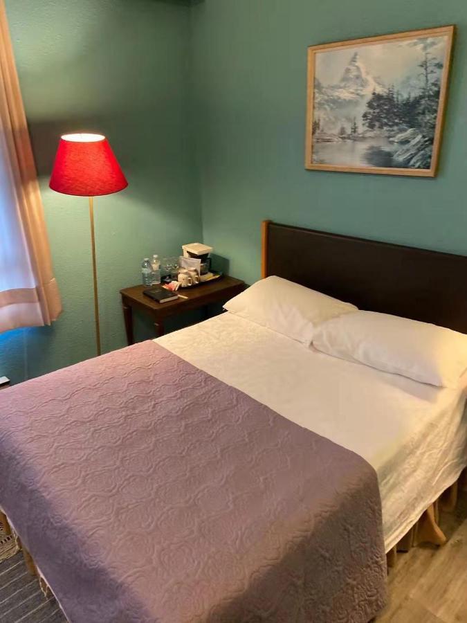 Rodmay Hotel Powell River Esterno foto
