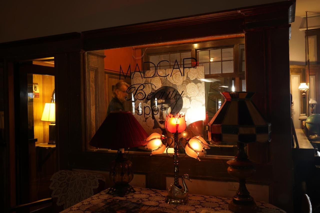 Rodmay Hotel Powell River Esterno foto
