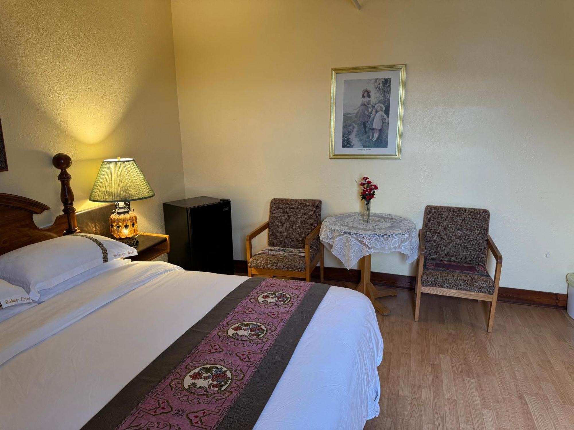 Rodmay Hotel Powell River Esterno foto