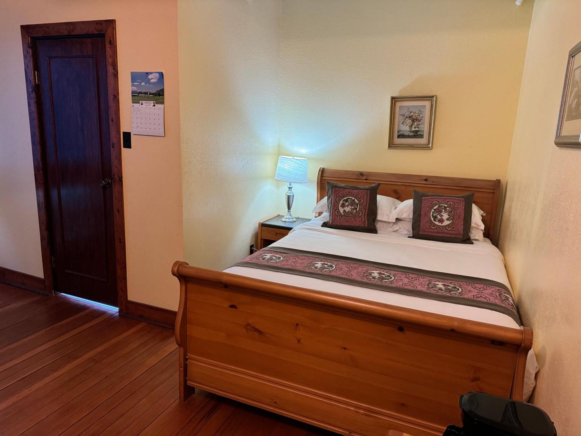 Rodmay Hotel Powell River Esterno foto