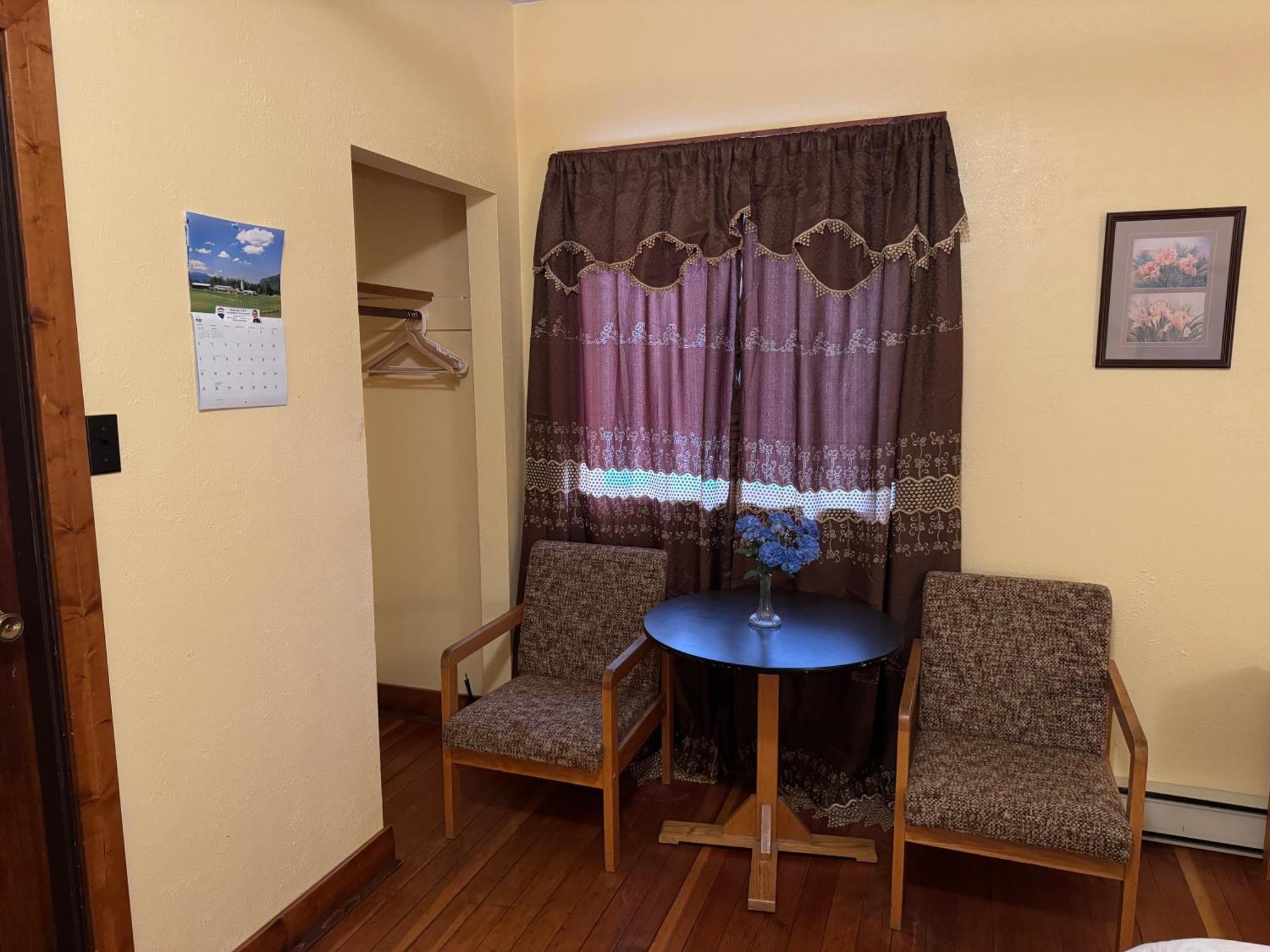 Rodmay Hotel Powell River Esterno foto