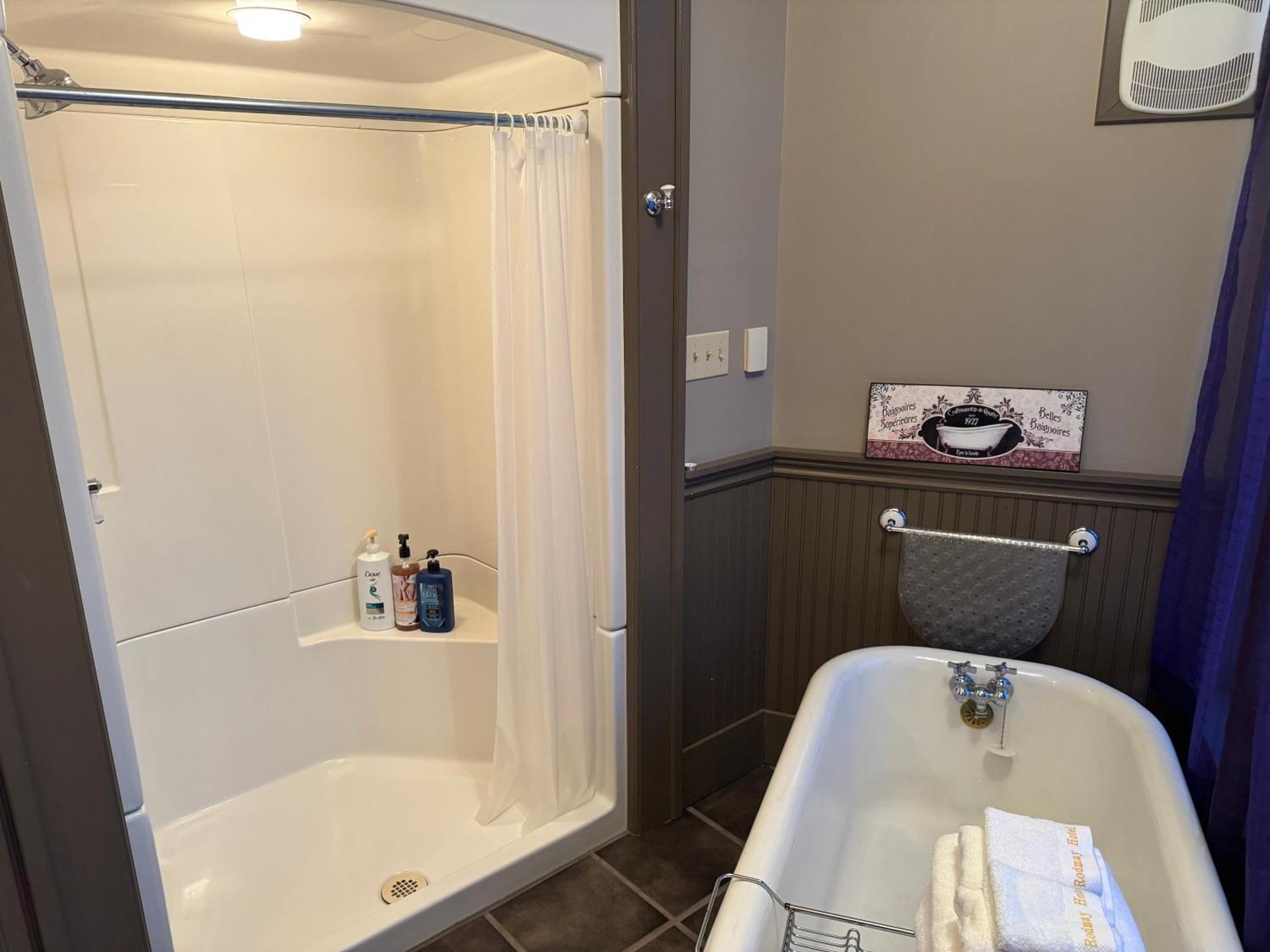 Rodmay Hotel Powell River Esterno foto